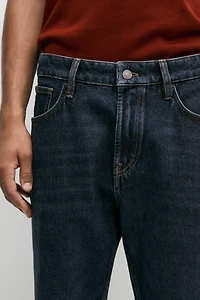 Tapered fit jeans