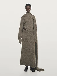 100% cashmere knit boat neck sweater