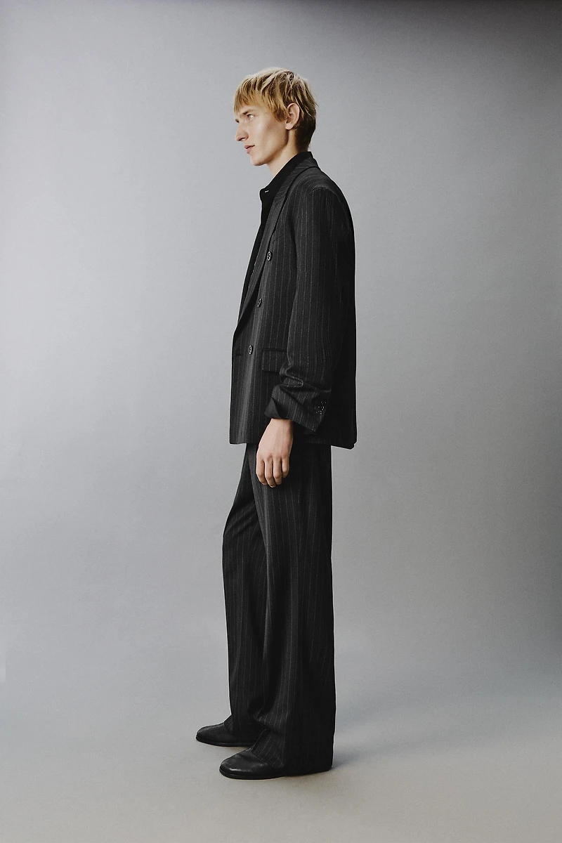 DOUBLE BREASTED PINSTRIPE SUIT BLAZER