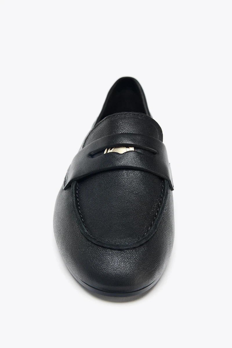 SOFT EFFECT LOAFERS