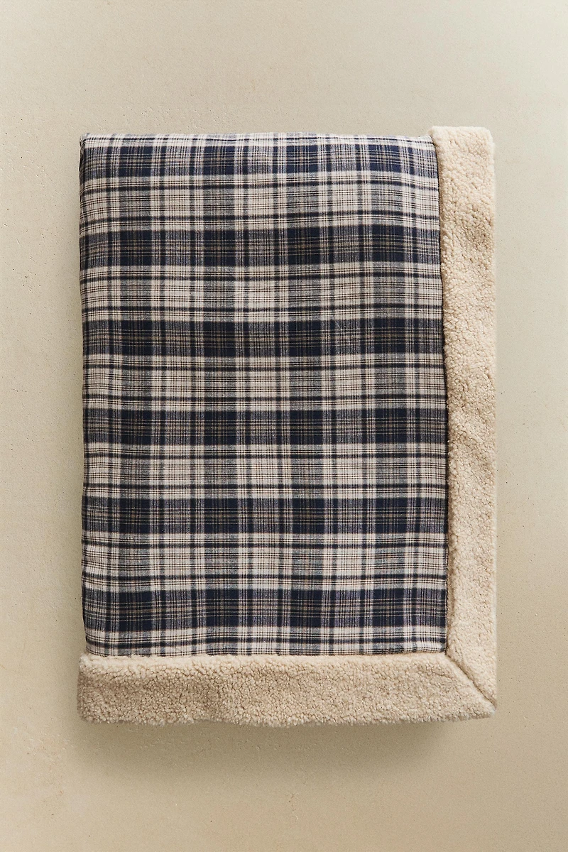 CHECK FAUX FUR BLANKET