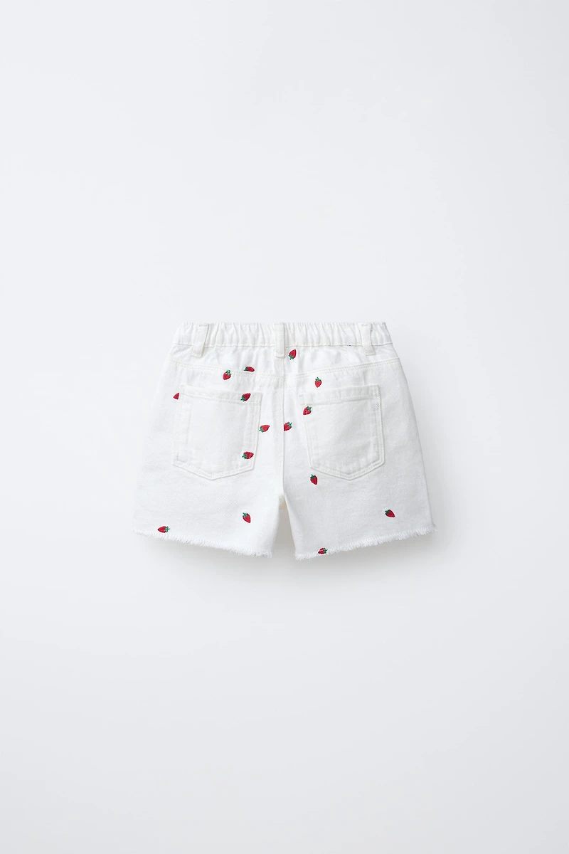 SHORT EN SERGÉ MOM FIT BRODERIES FRAISES CASA LAWA X ZARA KIDS