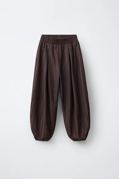 TEXTURED BLOOMER PANTS