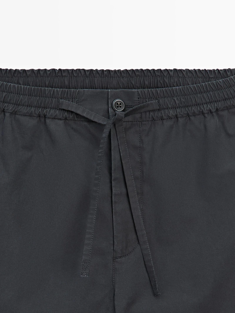 100% cotton jogger fit Bermuda shorts