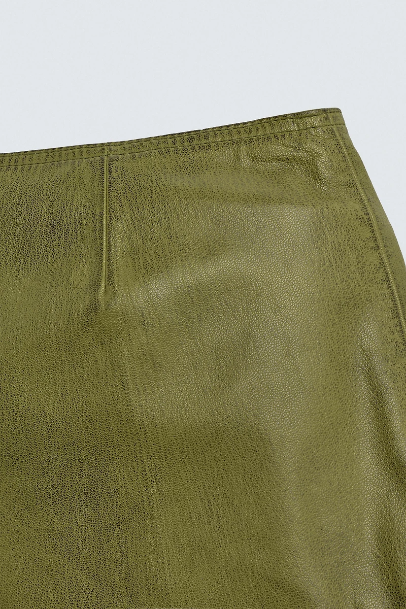 LEATHER SHORTS HARRY LAMBERT FOR ZARA X DISNEY