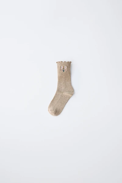KNIT FLORAL EMBROIDERED SOCKS