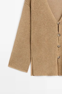 Long knit V-neck cardigan