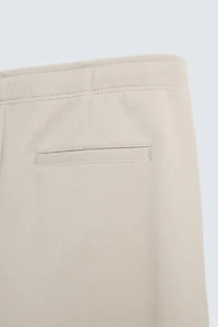 TEXTURED COMFORT SHORTS