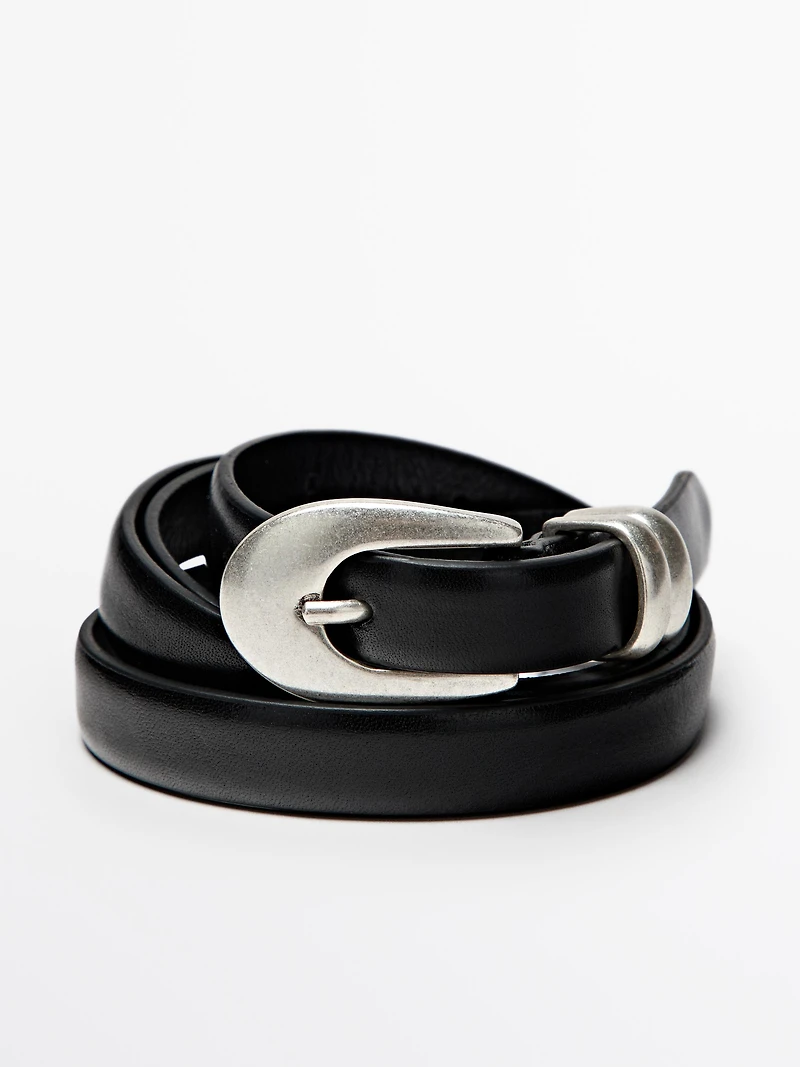 Nappa leather belt with oval buckle