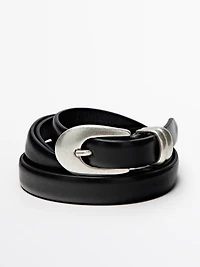 Nappa leather belt with oval buckle