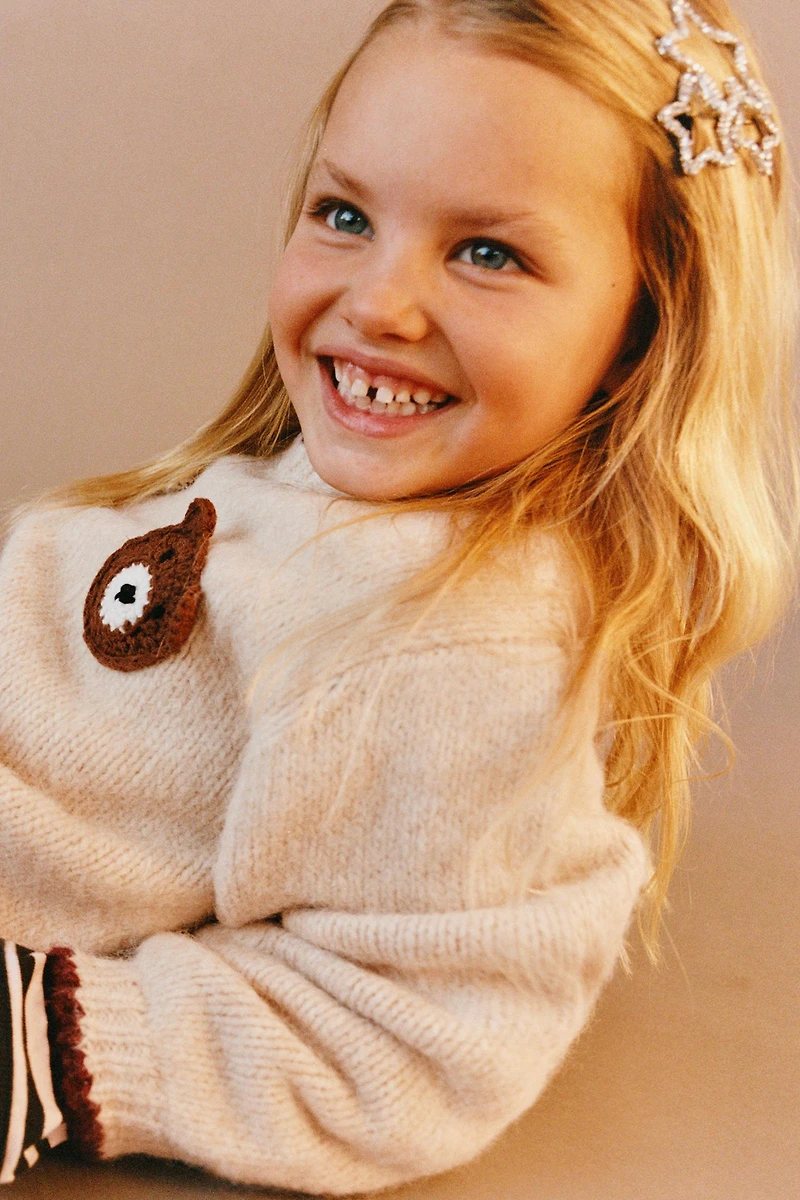 CROCHET PATCH KNIT JUMPER