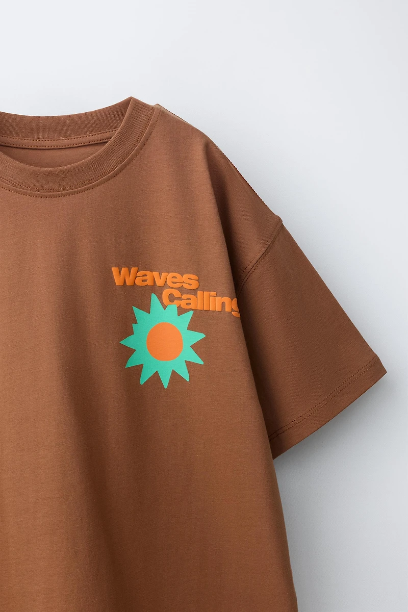 RAISED PRINT T-SHIRT