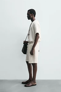 T-SHIRT STRUCTURÉ RELAXED FIT