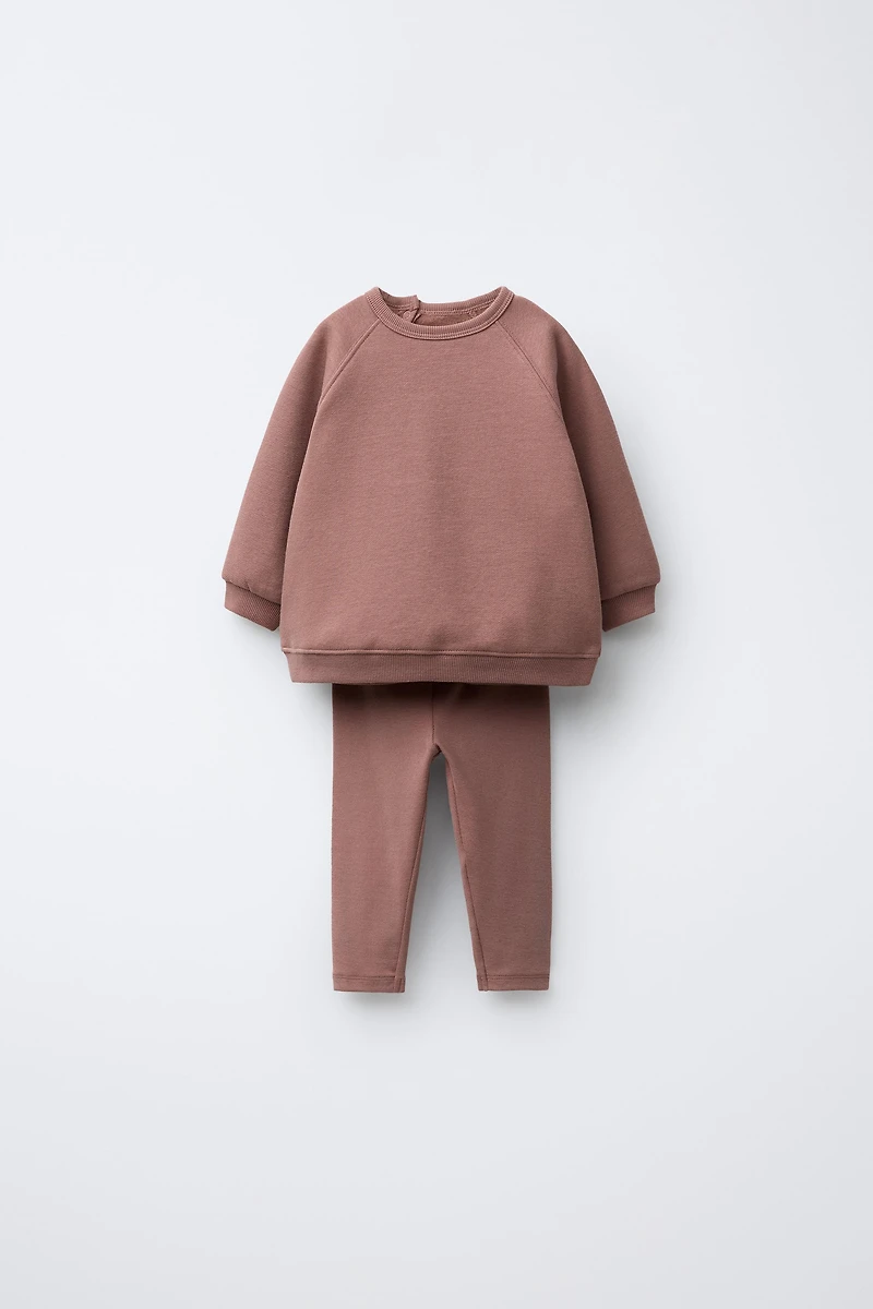 SWEATSHIRT AND PLAIN LEGGING SET