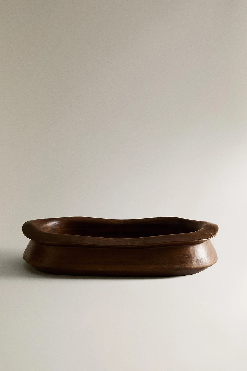 IRREGULAR WOODEN TRAY