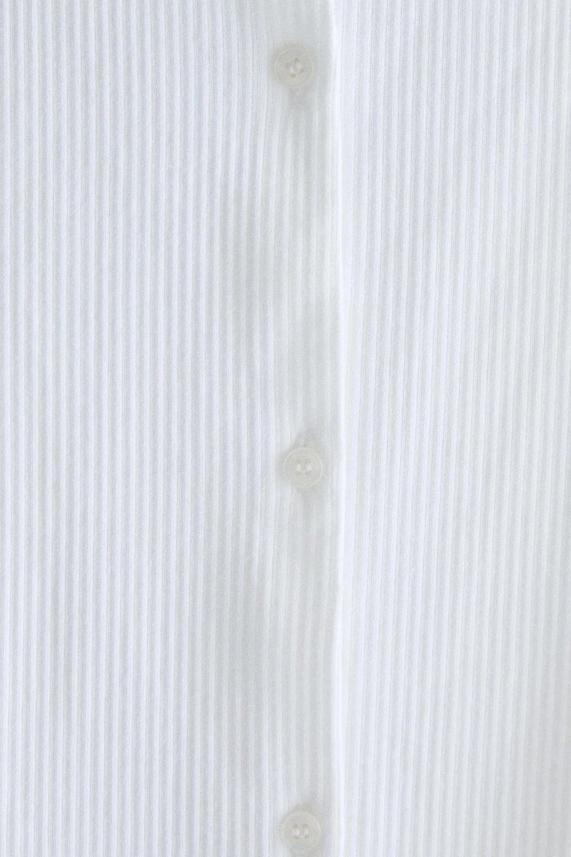 LONG SLEEVE BUTTON T-SHIRT