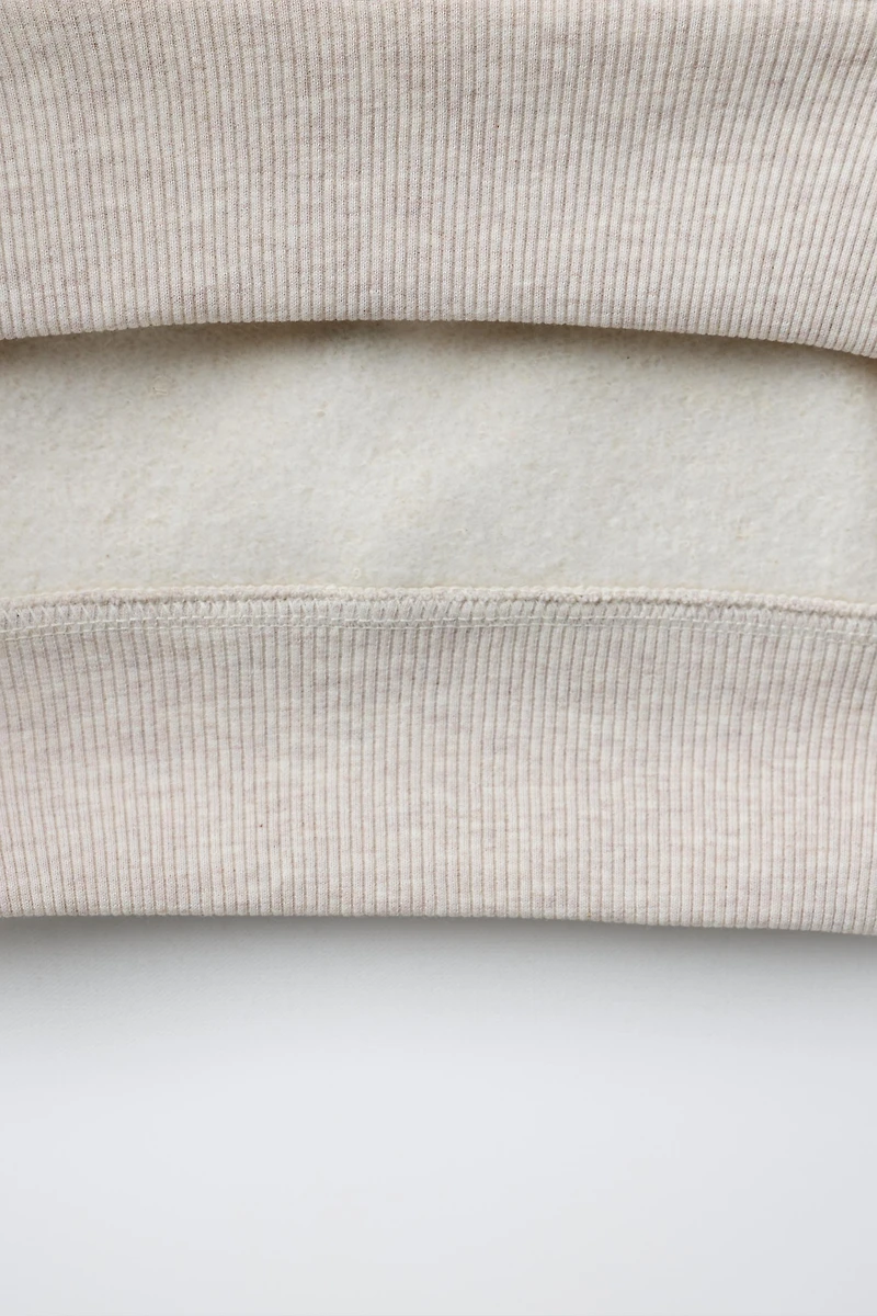 CHERRY V-NECK SWEATSHIRT