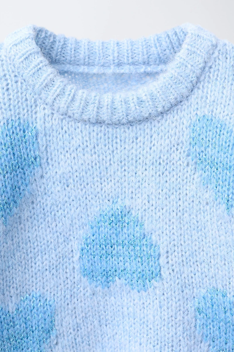 PULL EN MAILLE À COEURS