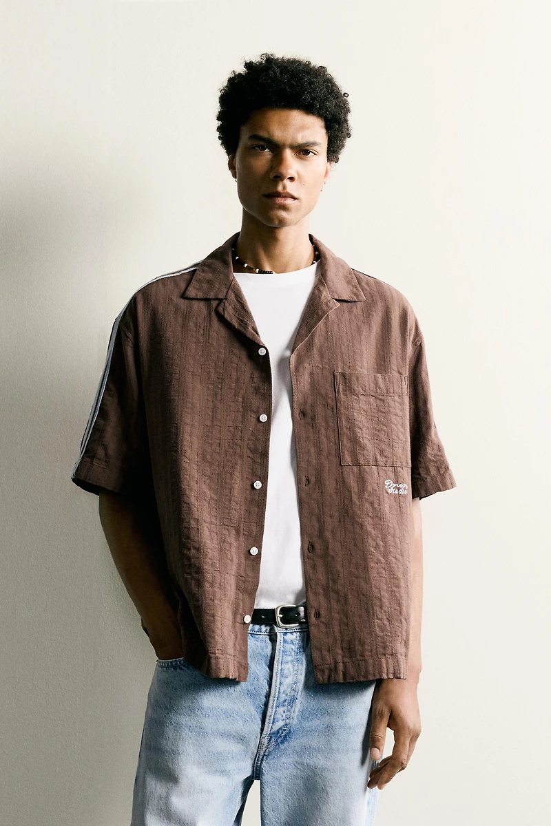 CONTRAST EMBROIDERED STRIPE SHIRT