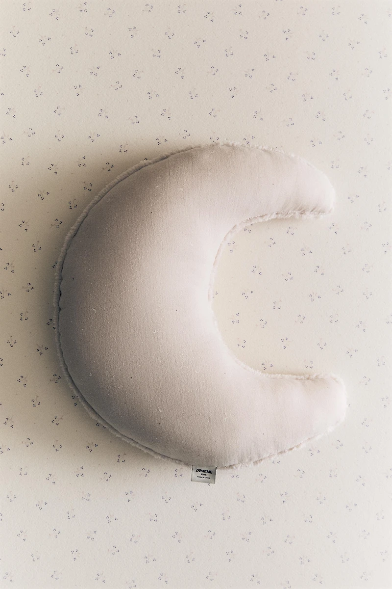 COUSSIN ENFANT LUNE FAUSSE FOURRURE GAZE