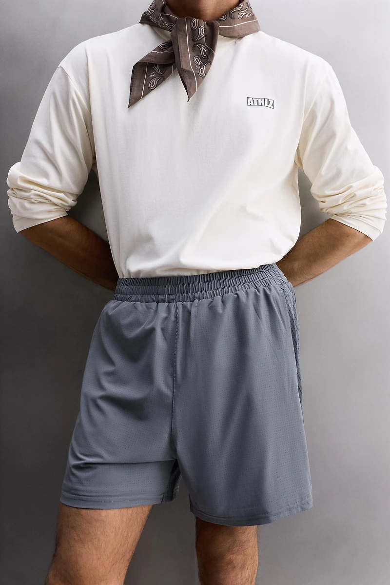 SHORT PERFORÉ BIMATIÈRE