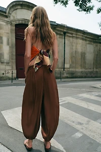 VOLUMINOUS BLOOMER PANTS