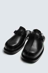 LIMITED EDITION LEATHER BUCKLED CLOGS