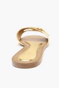 METALLIC EFFECT FLAT SANDALS
