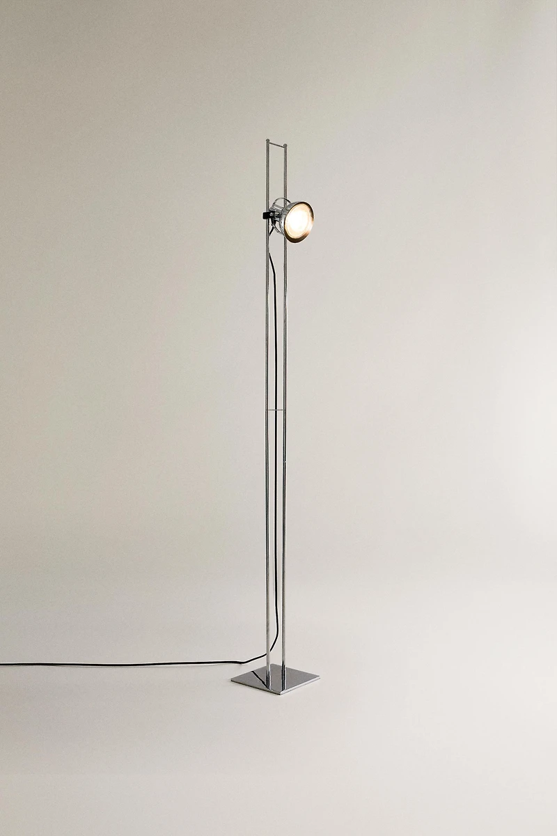FLOOR LAMP | METAL SPOTLIGHT