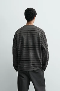 T-SHIRT JACQUARD À RAYURES