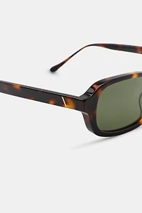 RECTANGULAR SUNGLASSES