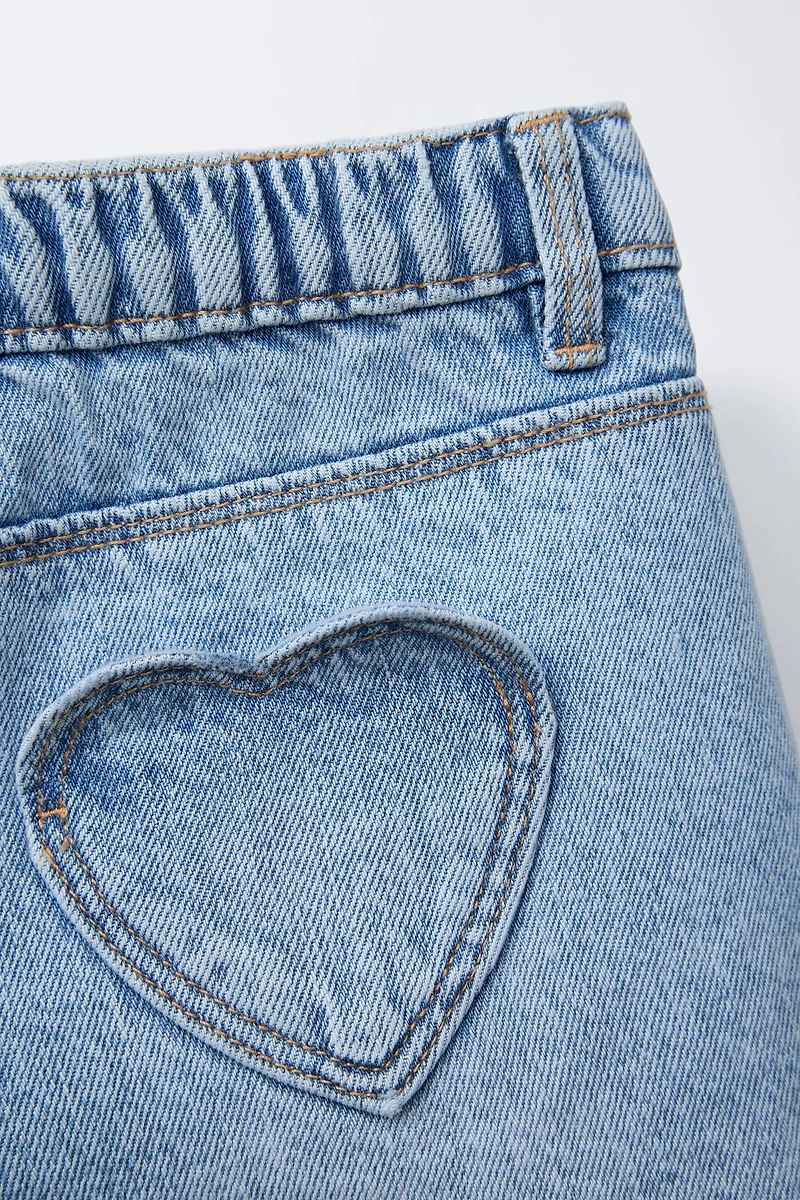 HIGH WAIST HEART POCKET DENIM SHORTS
