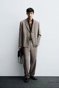 TEXTURED SUIT JACKET