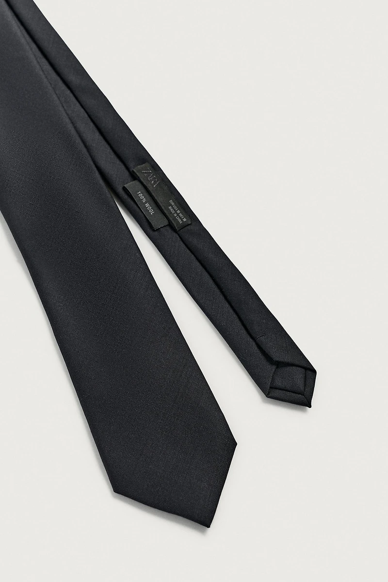 100% WOOL TIE
