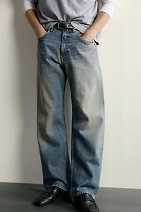 LOOSE FIT JEANS