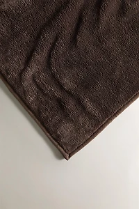 FLEECE BLANKET