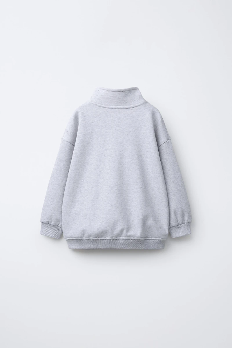 EMBROIDERED BEAR SWEATSHIRT