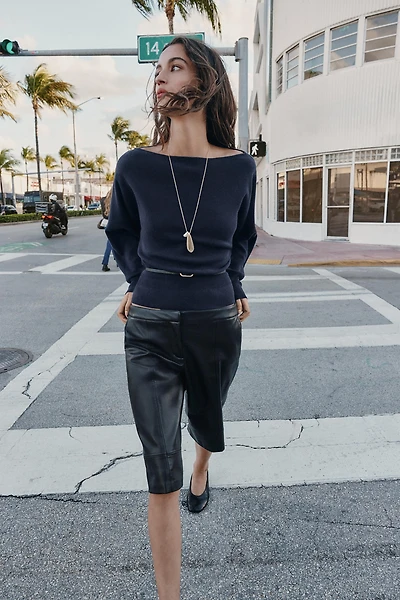 PULL EN MAILLE AVEC CEINTURE