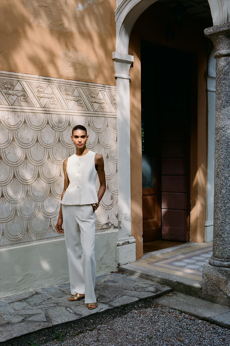 HIGH-WAISTED STRAIGHT LEG PANTS