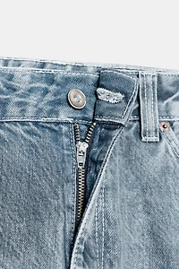 TRF LOW RISE CROPPED JEANS WITH DISPLACED SEAMS