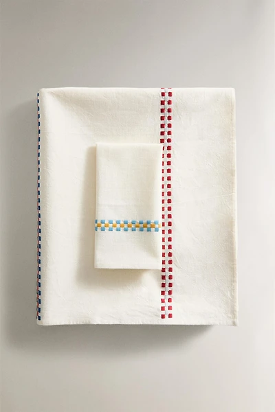 MULTICOLORED EMBROIDERED COTTON TABLECLOTH