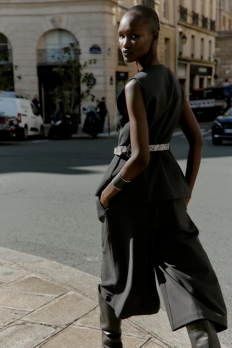 BELTED VEST