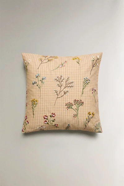 EMBROIDERED FLORAL THROW PILLOW COVER