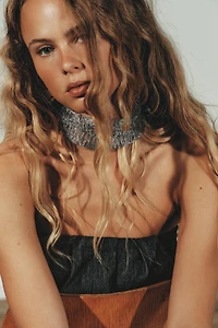 COLLIER RAS-DE-COU EN MAILLE MÉTALLIQUE