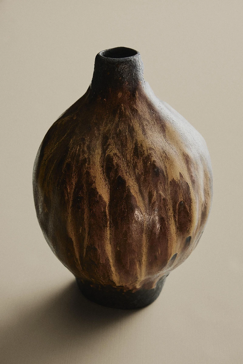 IRREGULAR CERAMIC VASE