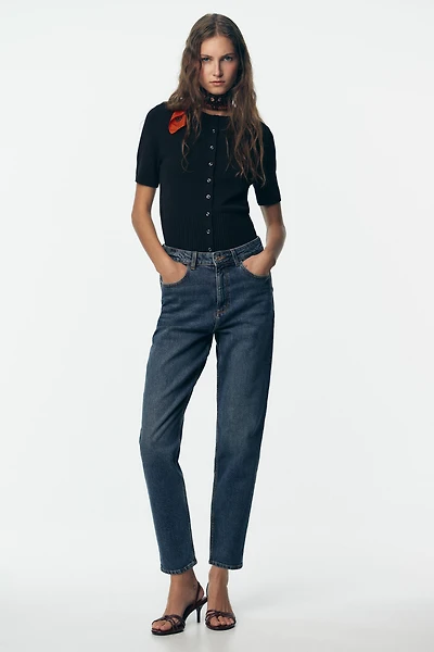 Z.01 HIGH WAIST COMFORT MOM FIT JEANS