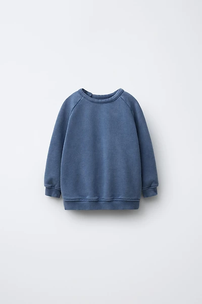 WASHED EFFECT SWEATSHIRT