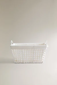 HAMPER WITH FABRIC LINING