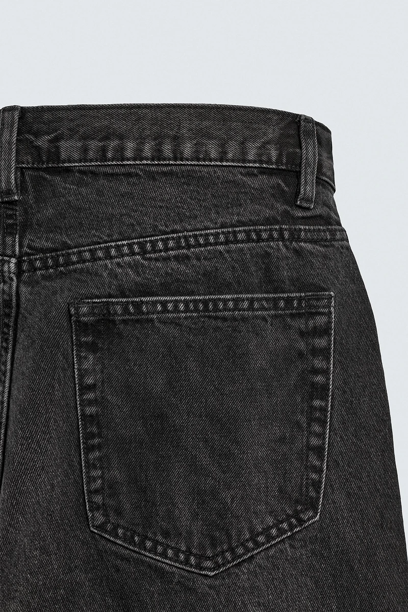 SLIM CROPPED FIT JEANS