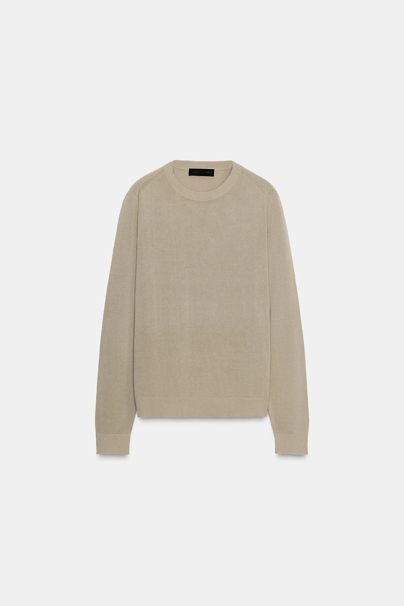 FINE KNIT SWEATER
